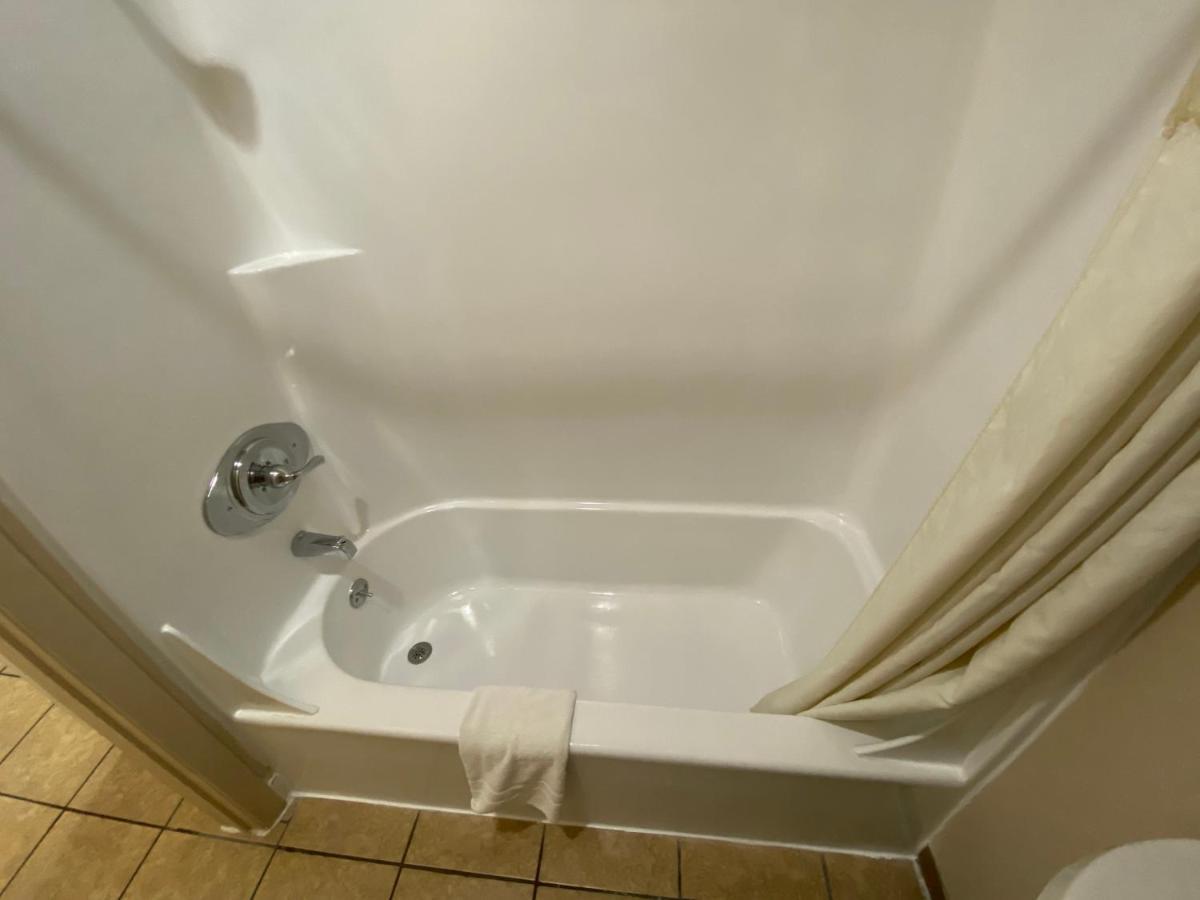 Regency Inn Додж-Сіті Екстер'єр фото